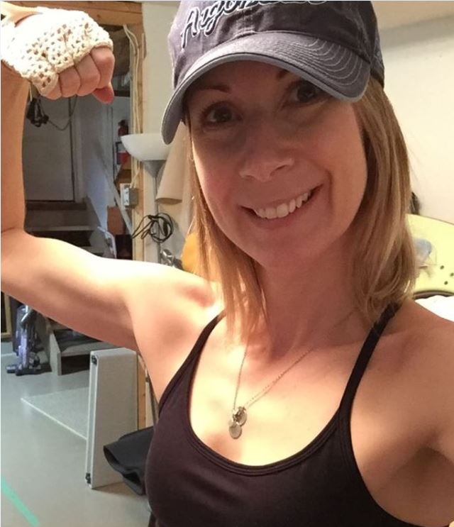 Stay-at-home mom working as a blogger and fitness coach for extra income - Parentwise Canada article
